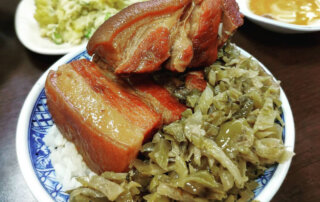 控肉飯 台中,控肉飯推薦,宵夜 台中,李海魯肉飯,南屯蕭 爌肉飯,東興市魯肉義,夜間部爌肉飯