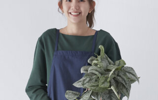 陳艾琳 專訪,陳艾琳,陳艾琳 花店,花藝,花藝職人,花藝師,花藝設計,西裝外套,牛仔褲